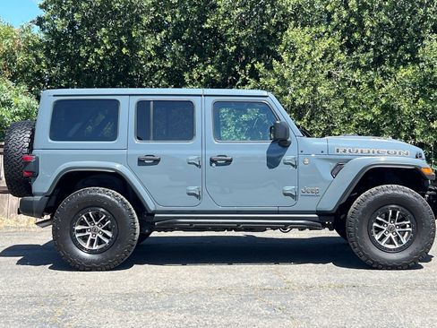 Used 2024 Jeep Wrangler Unlimited Rubicon 392 AWD/4WD image 3