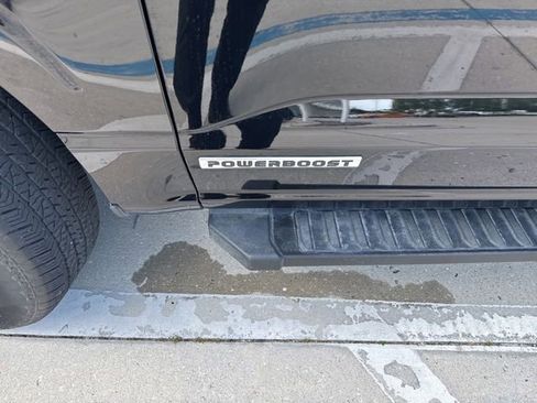Used 2023 Ford F150 Lariat AWD/4WD image 4