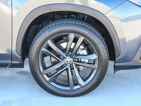 Used 2024 Lexus NX 450h+ AWD w/ Vision Package image 10