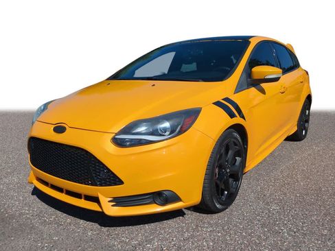 Used 2013 Ford Focus ST FWD image 1