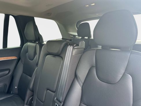 Certified 2023 Volvo XC90 B6 Plus image 14
