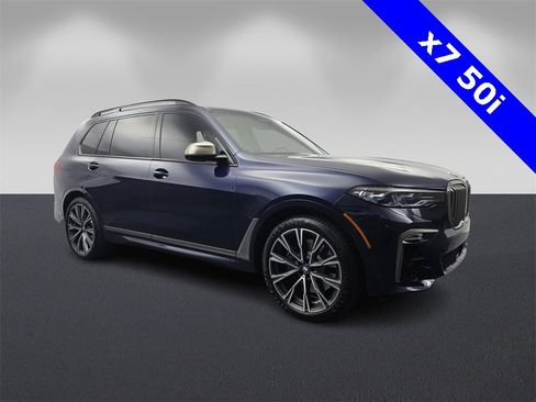 Used 2022 BMW X7 M50i w/ Dynamic Handling Package image 1