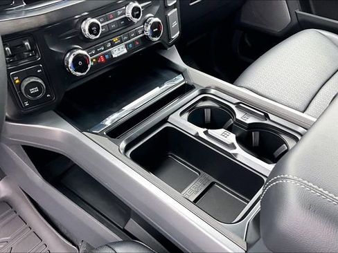 New 2026 Ford F250 Lariat w/ Black Appearance Package image 8