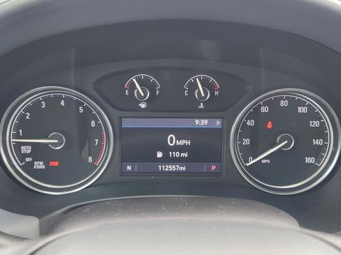 Used 2021 Buick Enclave Essence image 16