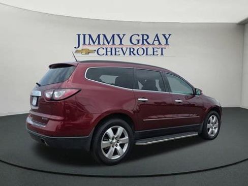 Used 2017 Chevrolet Traverse Premier FWD image 5