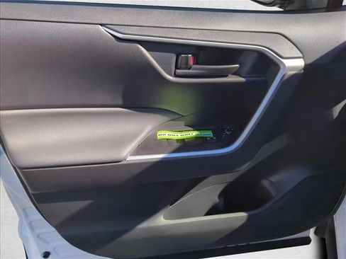 Used 2025 Toyota RAV4 LE image 10