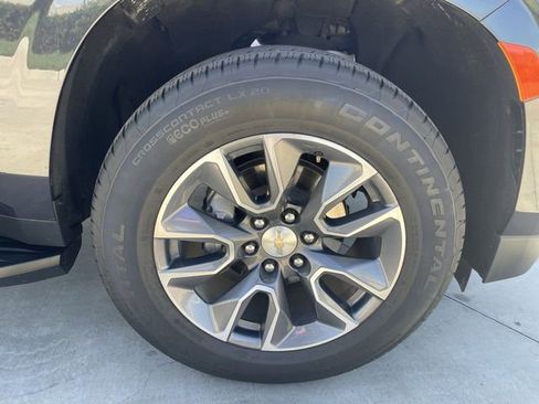 Used 2024 Chevrolet Tahoe LT w/ Luxury Package RWD image 32