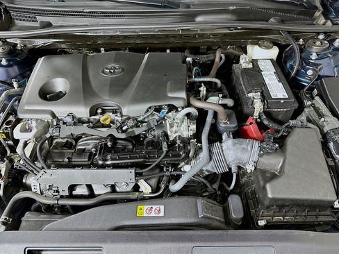 Used 2021 Toyota Camry XLE image 33