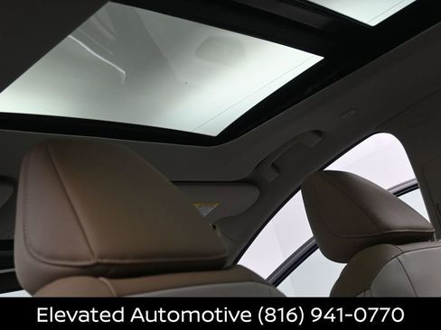 Certified 2025 Nissan Murano Platinum w/ Cargo Package AWD/4WD image 24