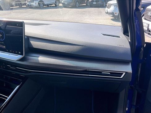 Used 2025 Volkswagen Golf w/ Euro Style Package AWD/4WD image 15