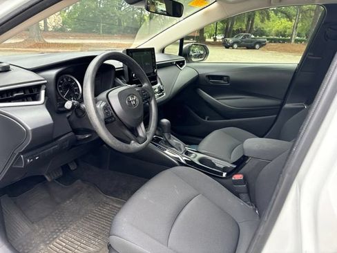 Used 2022 Toyota Corolla LE FWD image 8