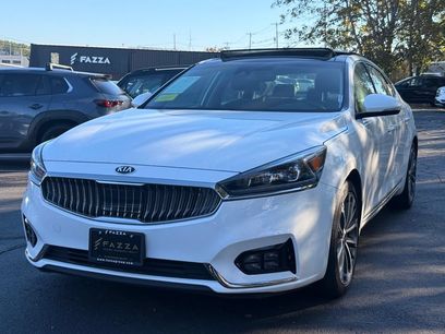 Used 2019 Kia Cadenza Technology