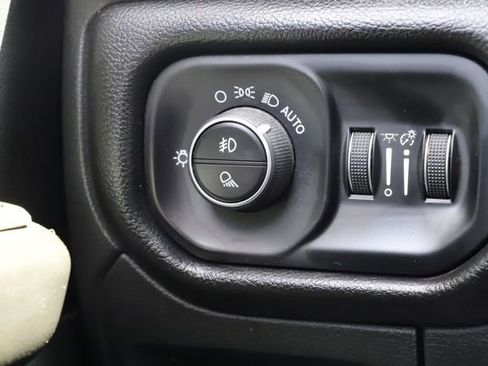 Used 2025 RAM 1500 Big Horn AWD/4WD image 39