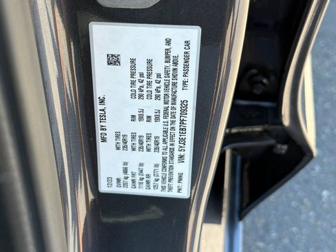 Used 2023 Tesla Model 3 Long Range AWD/4WD image 39