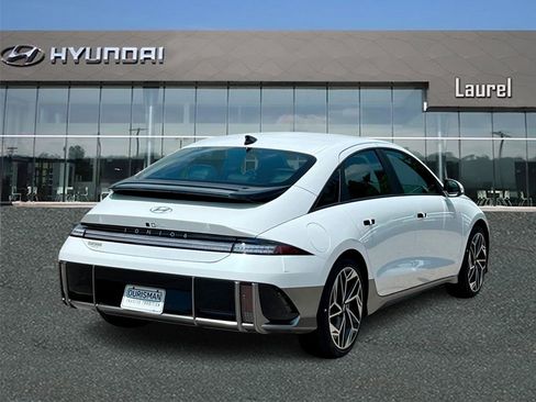 New 2025 Hyundai Ioniq 6 SEL image 3