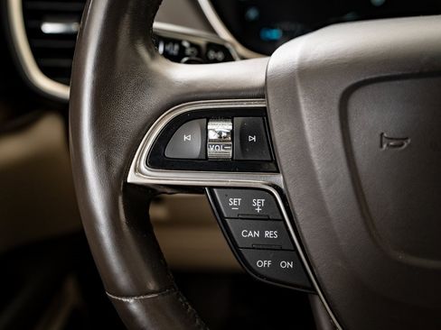 Used 2019 Lincoln Nautilus Select image 27