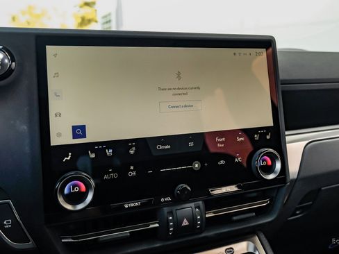 Used 2025 Lexus GX 550 image 68