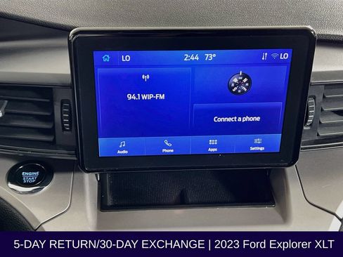 Used 2023 Ford Explorer XLT AWD/4WD image 17