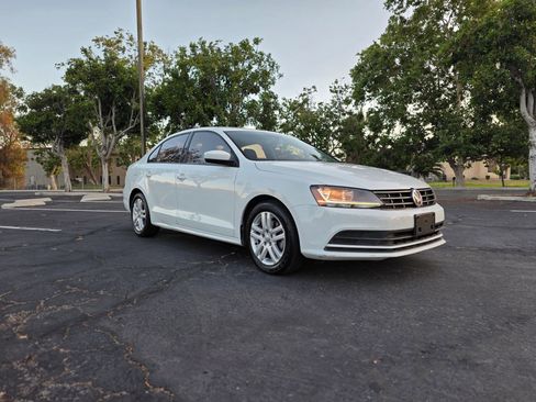 Used 2018 Volkswagen Jetta S FWD image 1