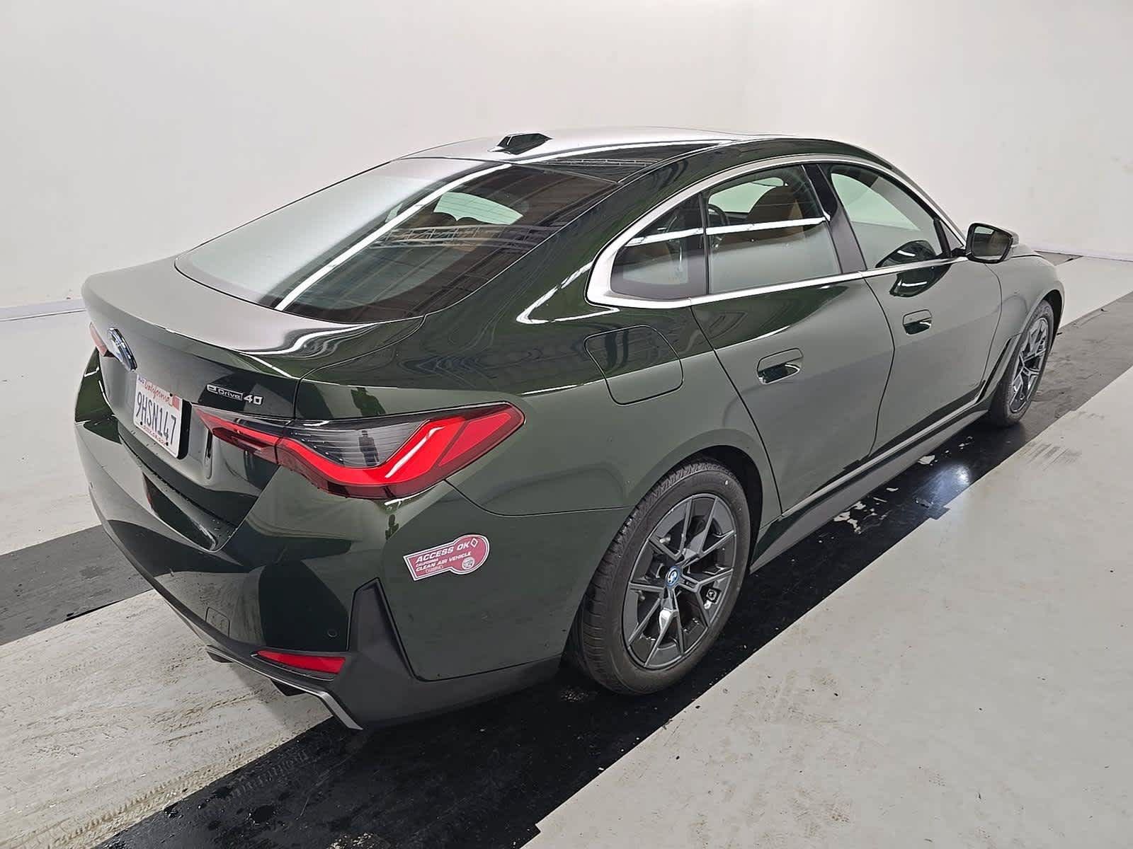 Used 2024 BMW i4 eDrive40 w/ Premium Package RWD image 4