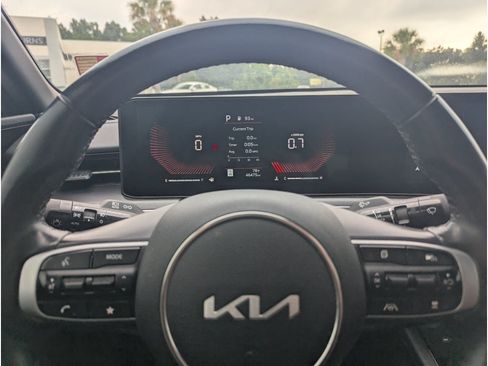 Used 2025 Kia K5 GT-Line w/ GT-Line Premium Package FWD image 18