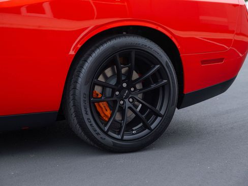 Used 2023 Dodge Challenger SRT Hellcat w/ Driver Convenience Group image 23