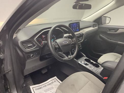 Used 2022 Ford Escape SE w/ SE Sport Appearance Package AWD/4WD image 11
