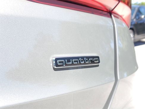 New 2025 Audi Q3 2.0T Premium image 6