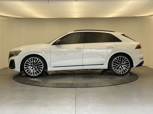 Used 2025 Audi SQ8 Premium Plus w/ 23" Wheel Package AWD/4WD image 2