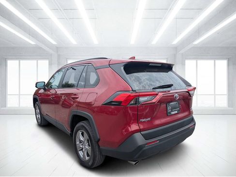 Used 2025 Toyota RAV4 XLE AWD/4WD image 5