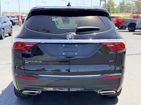 Used 2023 Buick Enclave Essence w/ Experience Buick Package AWD/4WD image 6