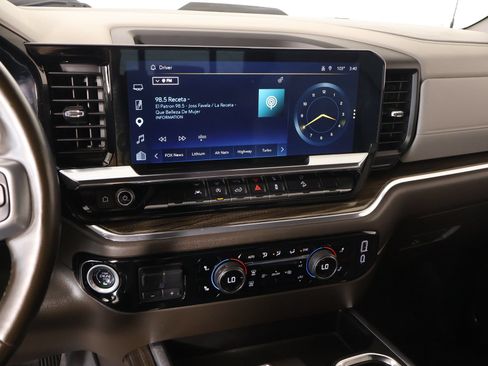 Used 2024 Chevrolet Silverado 1500 LT Trail Boss w/ Convenience Package II AWD/4WD image 5
