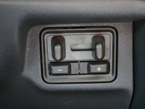 Used 2025 Ford Expedition Active AWD/4WD image 27