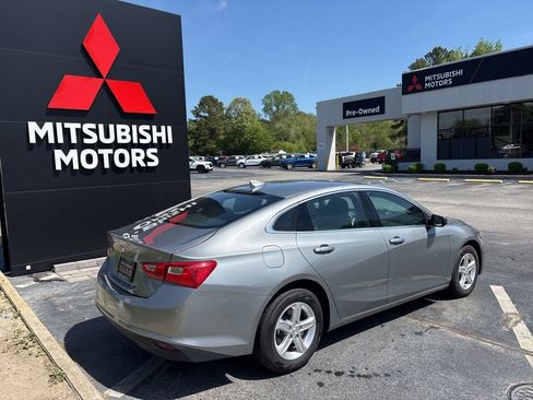 Used 2023 Chevrolet Malibu LT FWD image 5