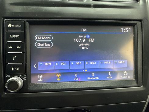 Used 2019 Nissan Versa Note SV FWD image 25
