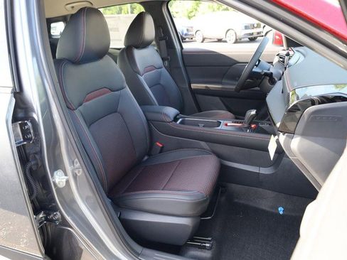 New 2025 Nissan Kicks SR image 27