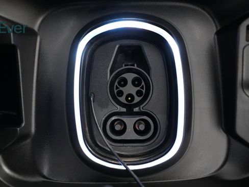 Used 2024 Chevrolet Silverado EV RST image 19