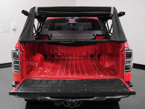 Used 2010 Toyota Tundra Platinum image 59