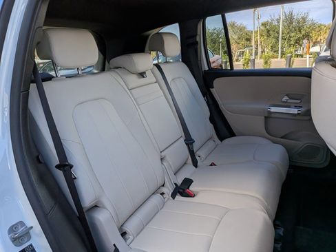 Certified 2025 Mercedes-Benz GLB 250 image 18