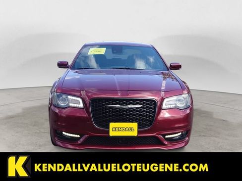 Used 2018 Chrysler 300 S w/ Safetytec Plus Group AWD/4WD image 8