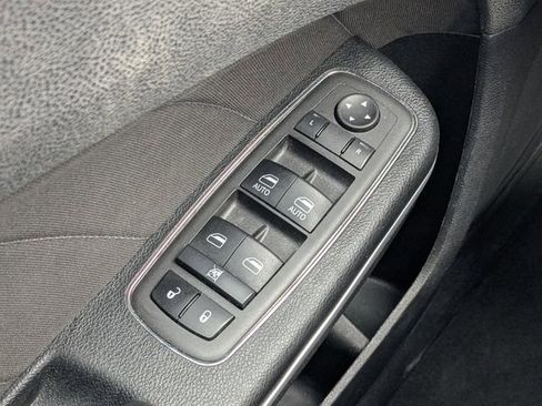 Used 2023 Dodge Charger SXT image 20