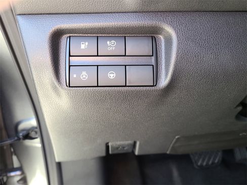 New 2025 Nissan Leaf SV Plus image 12