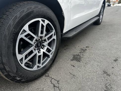 Certified 2025 Ford Expedition Max Active image 12