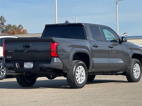 Certified 2025 Toyota Tacoma SR5 image 5