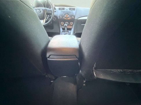 Used 2013 MAZDA MAZDA3 i Touring FWD image 25