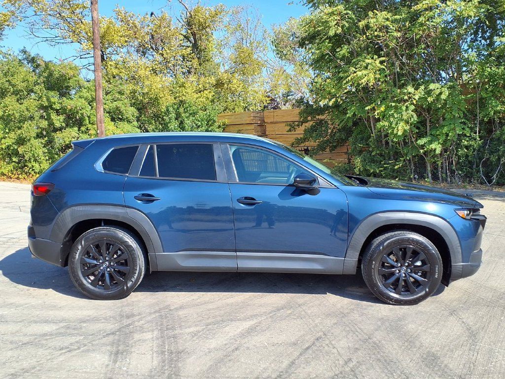 Used 2025 MAZDA CX-50 AWD 2.5 S w/ Select Package image 2