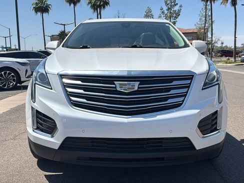 Used 2019 Cadillac XT5 Luxury FWD image 3
