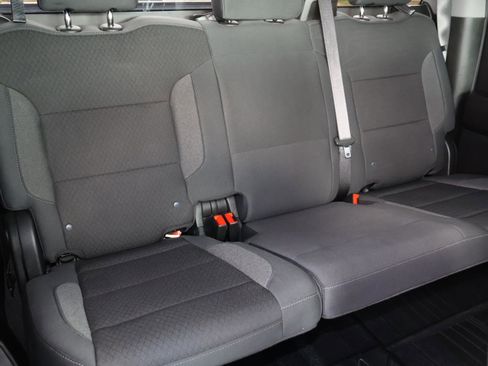 Used 2025 Chevrolet Silverado 1500 Custom image 20