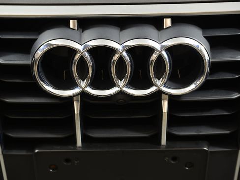 Used 2021 Audi Q7 3.0T Premium Plus image 15