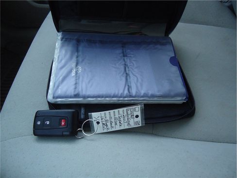 Used 2007 Toyota Prius FWD image 29